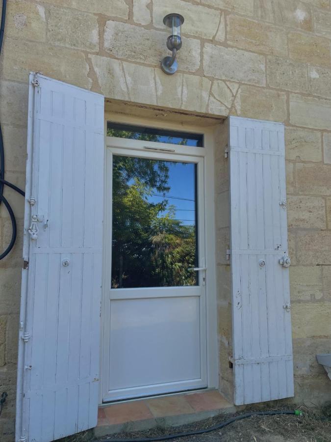 Maisonfamiliale Pugnac Exterior photo
